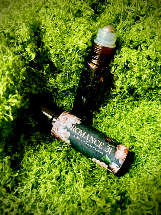 Romance 31 Perfume Oil • 10 ml Rollerball